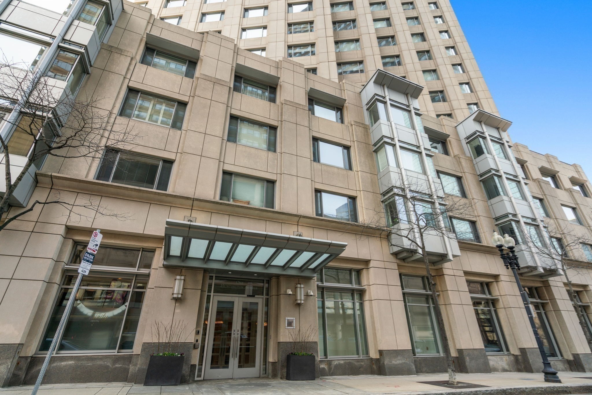 1 Huntington Ave # 807 Property Photo 33