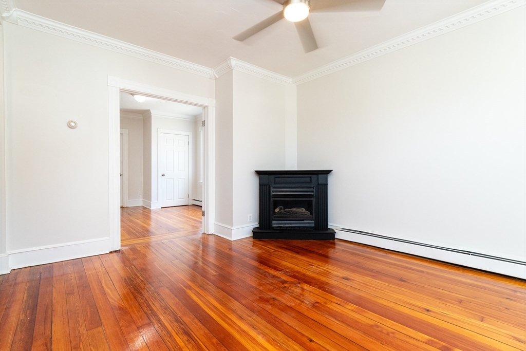 317 Wood Ave Property Photo 9