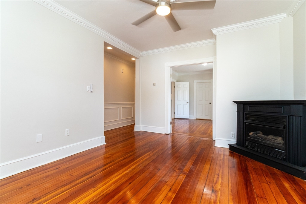 317 Wood Ave Property Photo 10