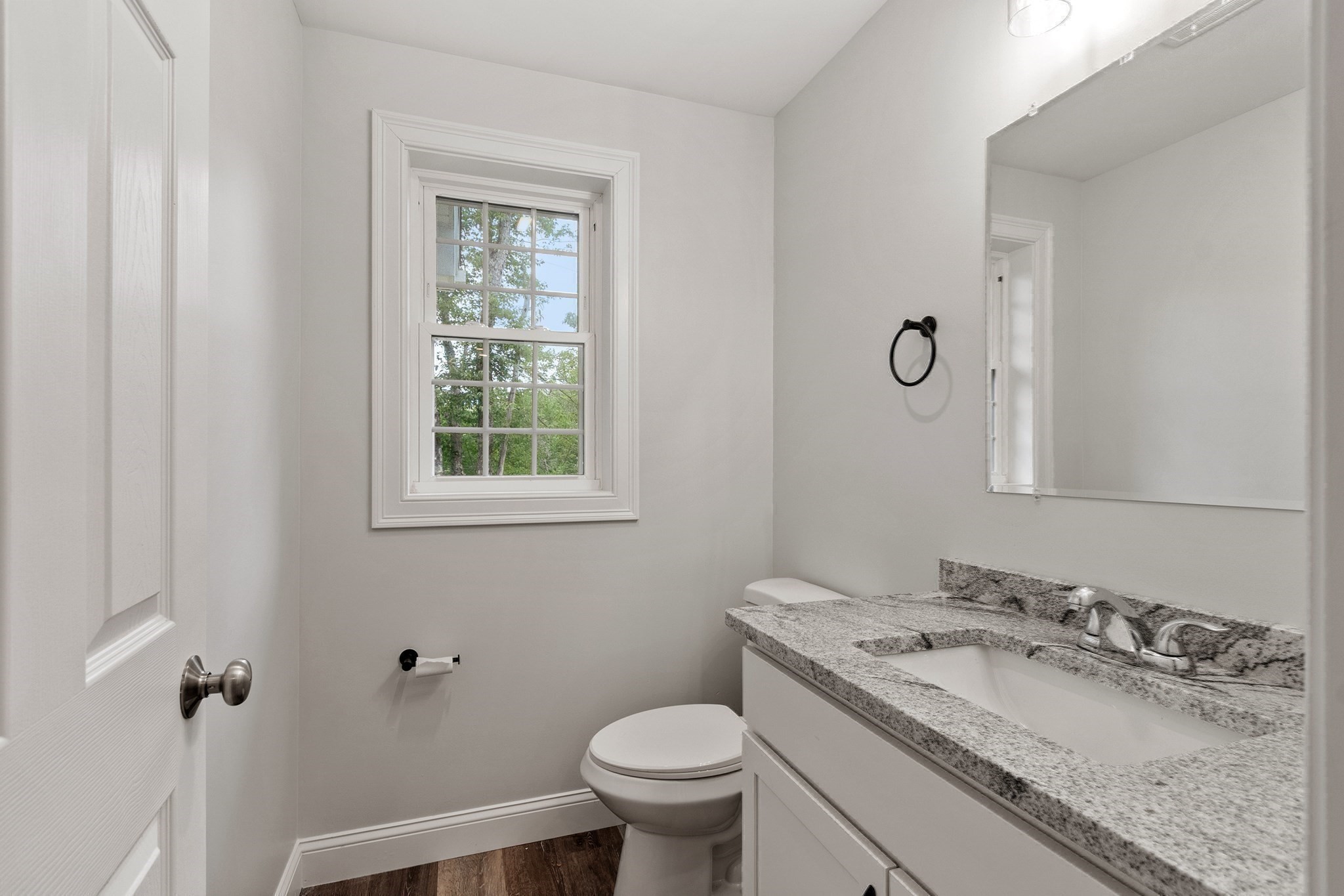 72 Cottage Ln Property Photo 38