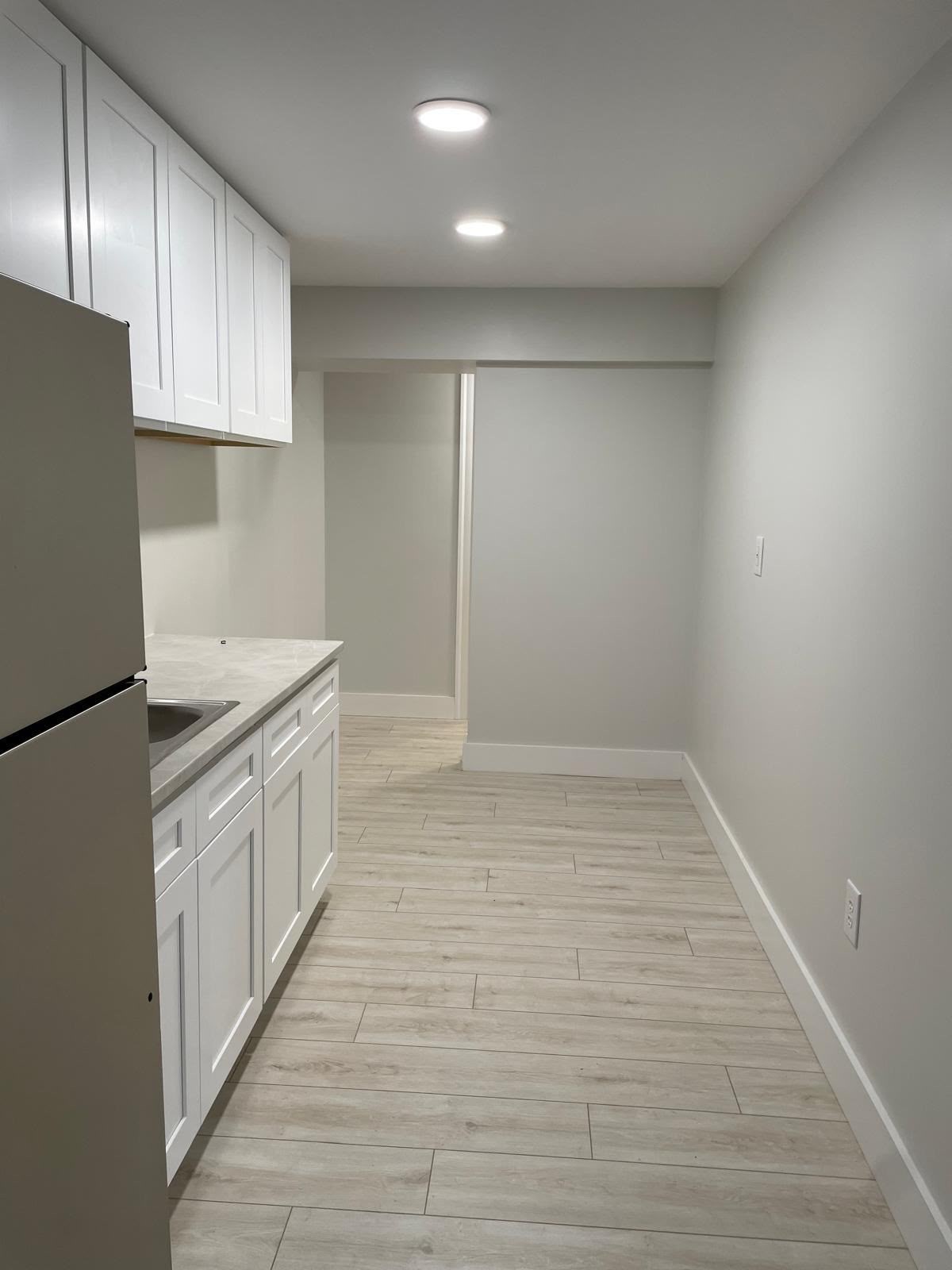 202 Shores St Property Photo 9