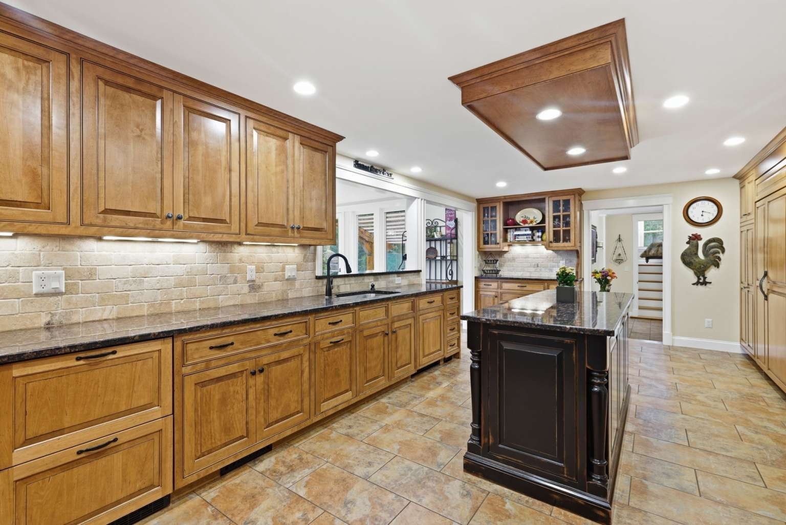 236 Bridle Path Property Photo 7