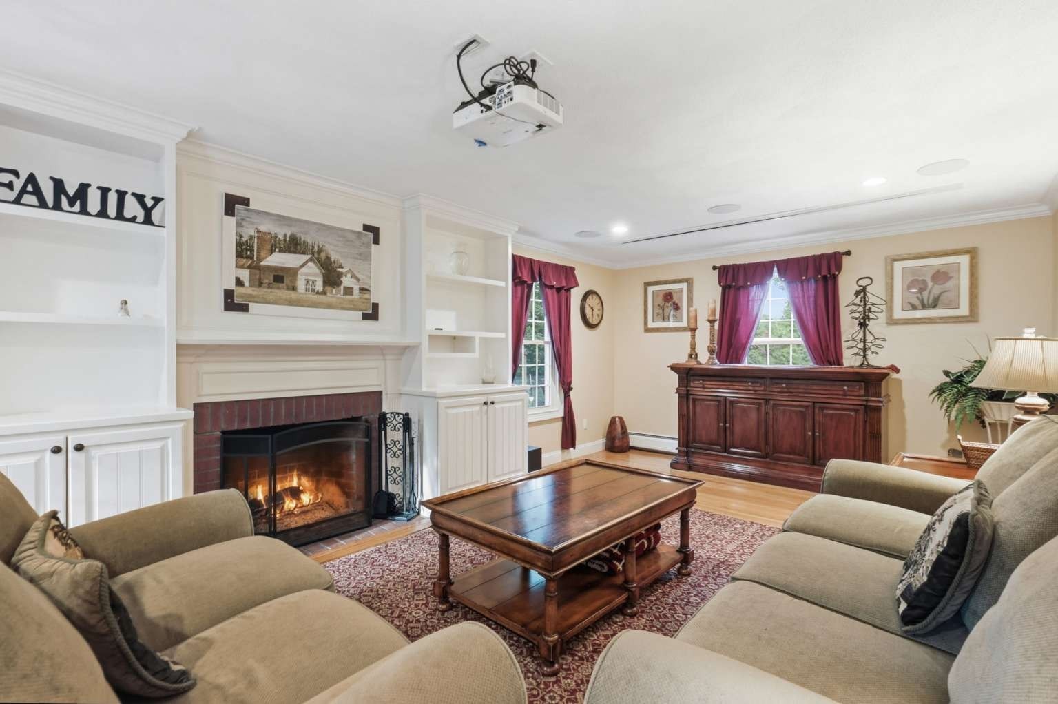 236 Bridle Path Property Photo 10