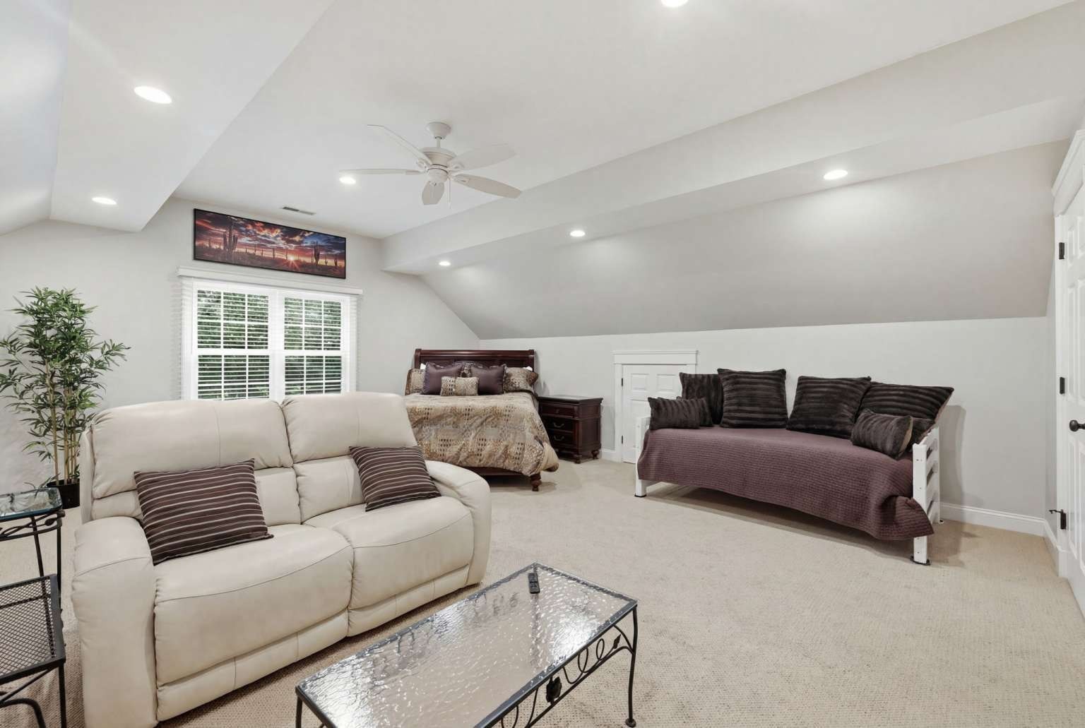 236 Bridle Path Property Photo 13