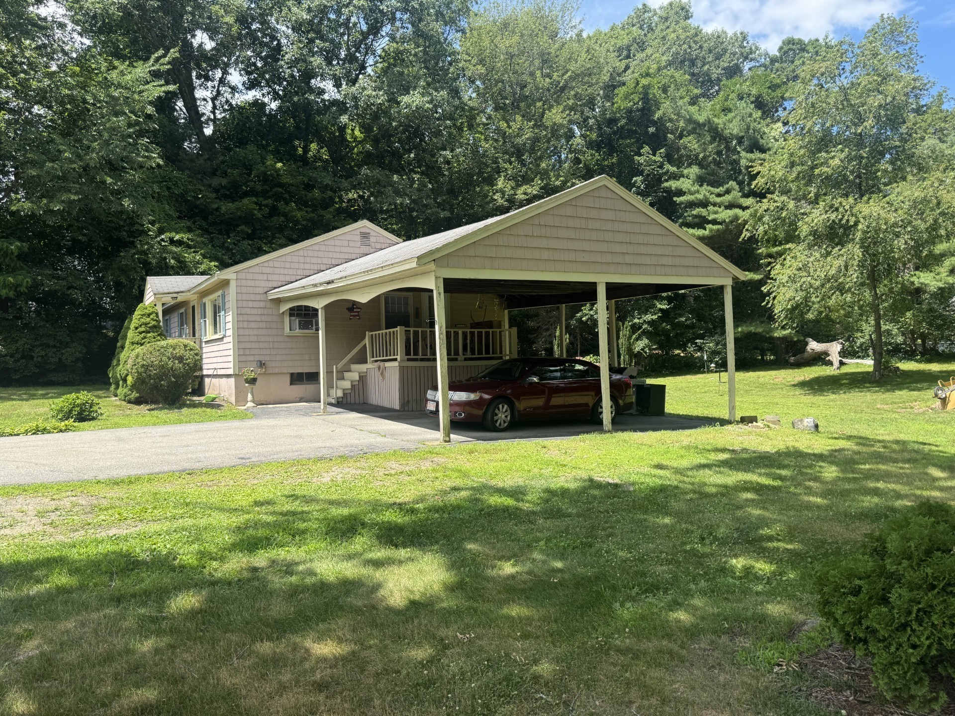 76 Andover Rd Property Photo 8