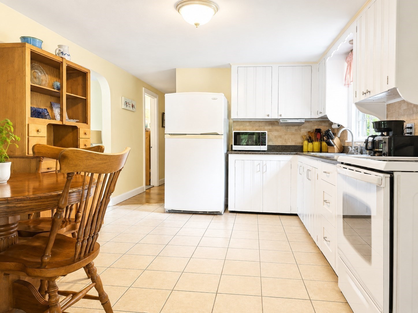 76 Andover Rd Property Photo 18