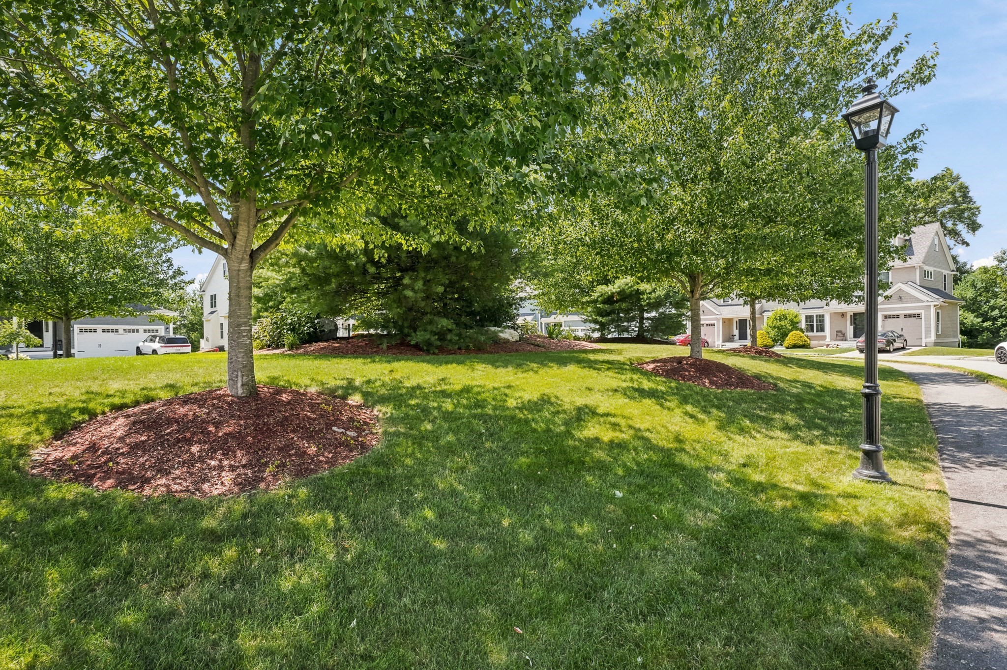 27 Clarks Hill Ln # 27 Property Photo 38