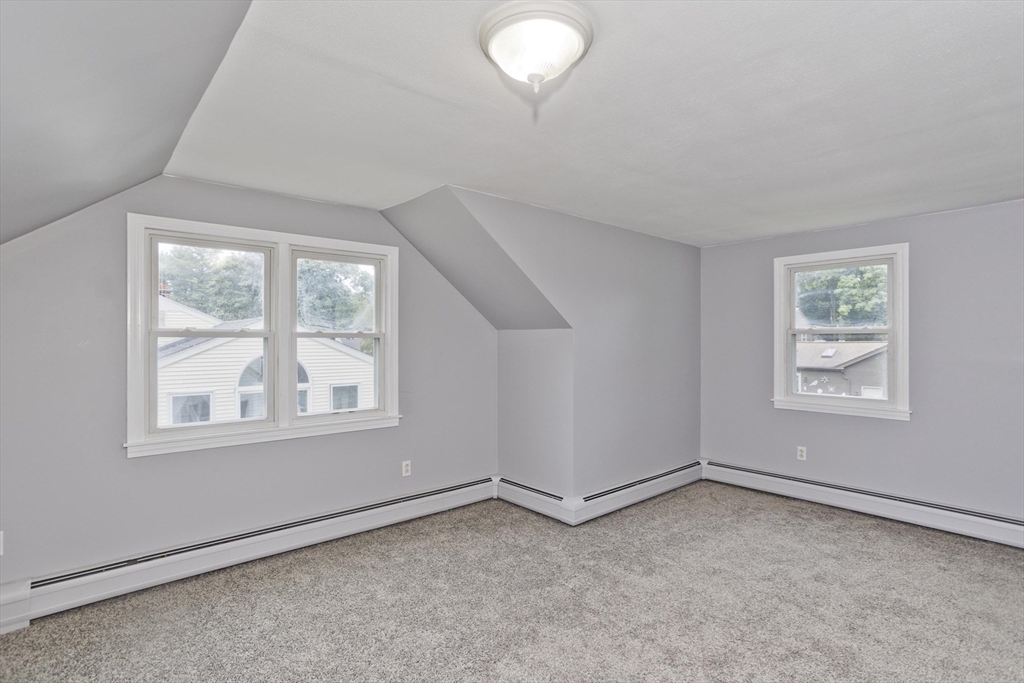 164 Barbara St Property Photo 14