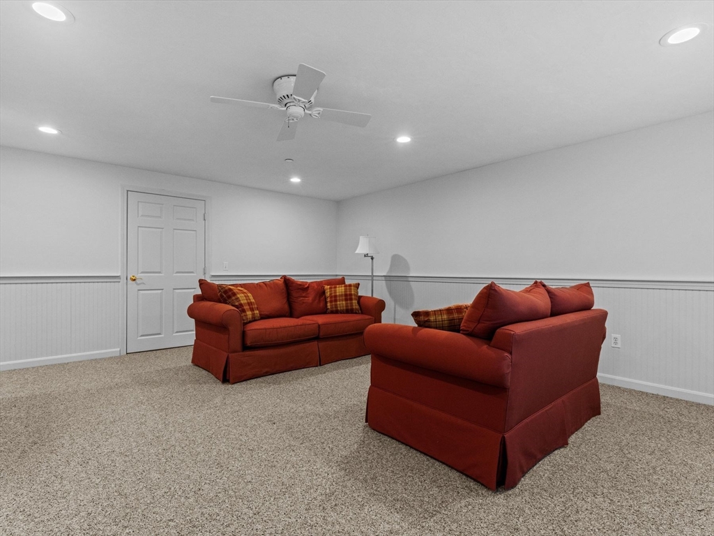 9 Baldwin Court # 9 Property Photo 36