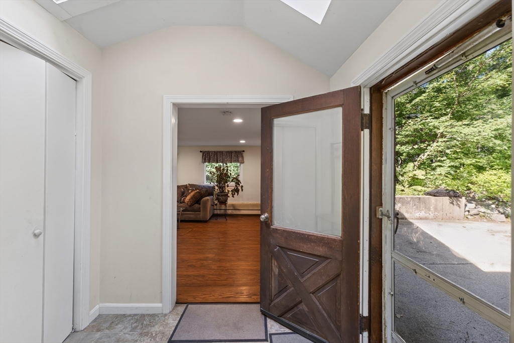 26 Tucker St Property Photo 11