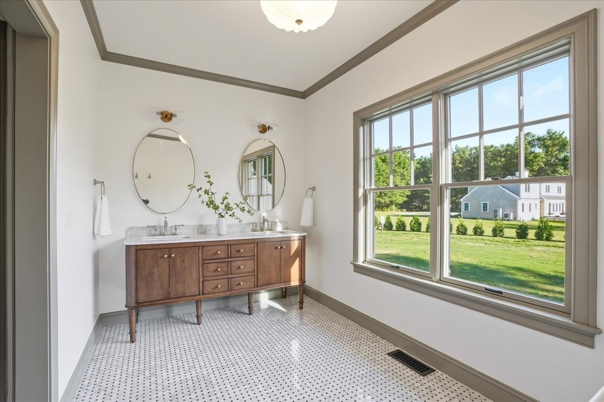 5 Tucker Lane Property Photo 23