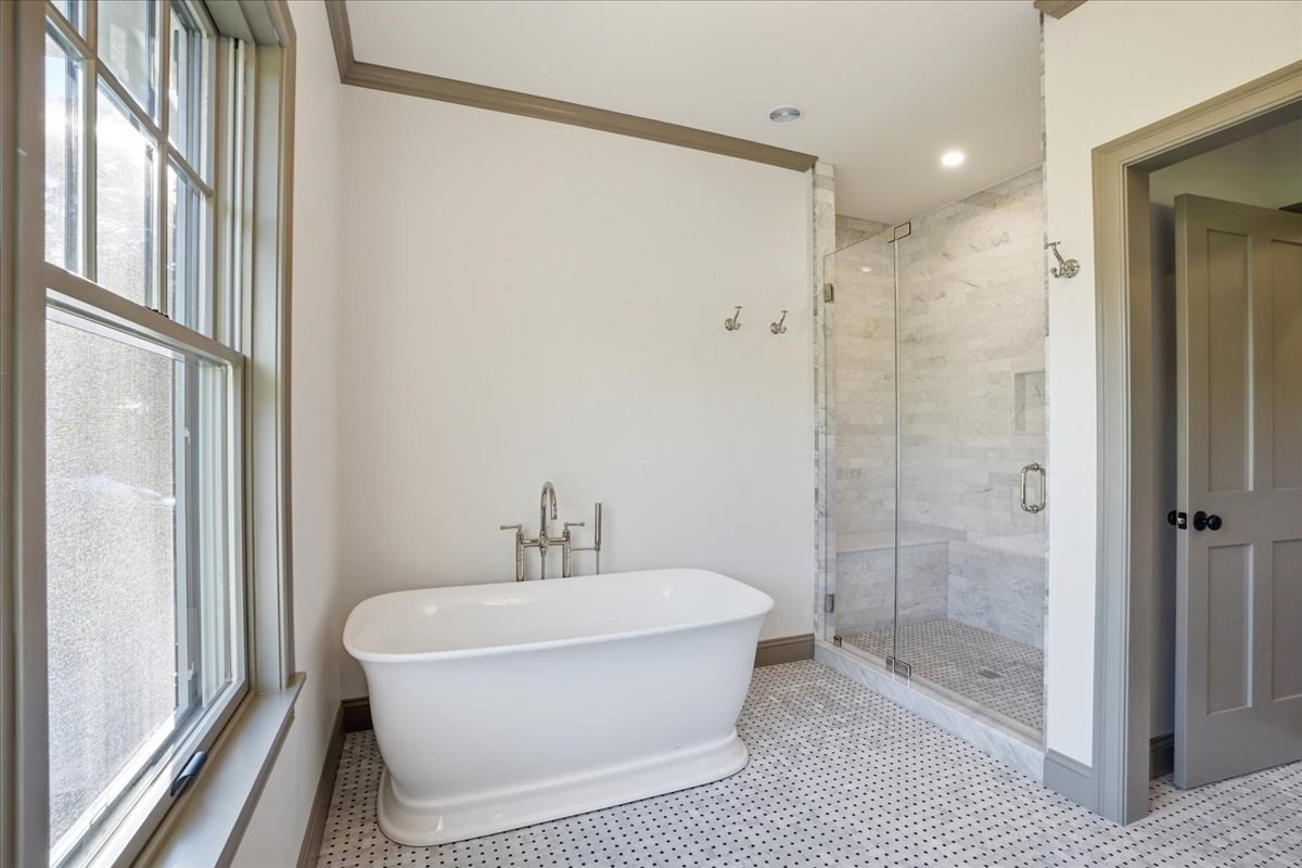 5 Tucker Lane Property Photo 25