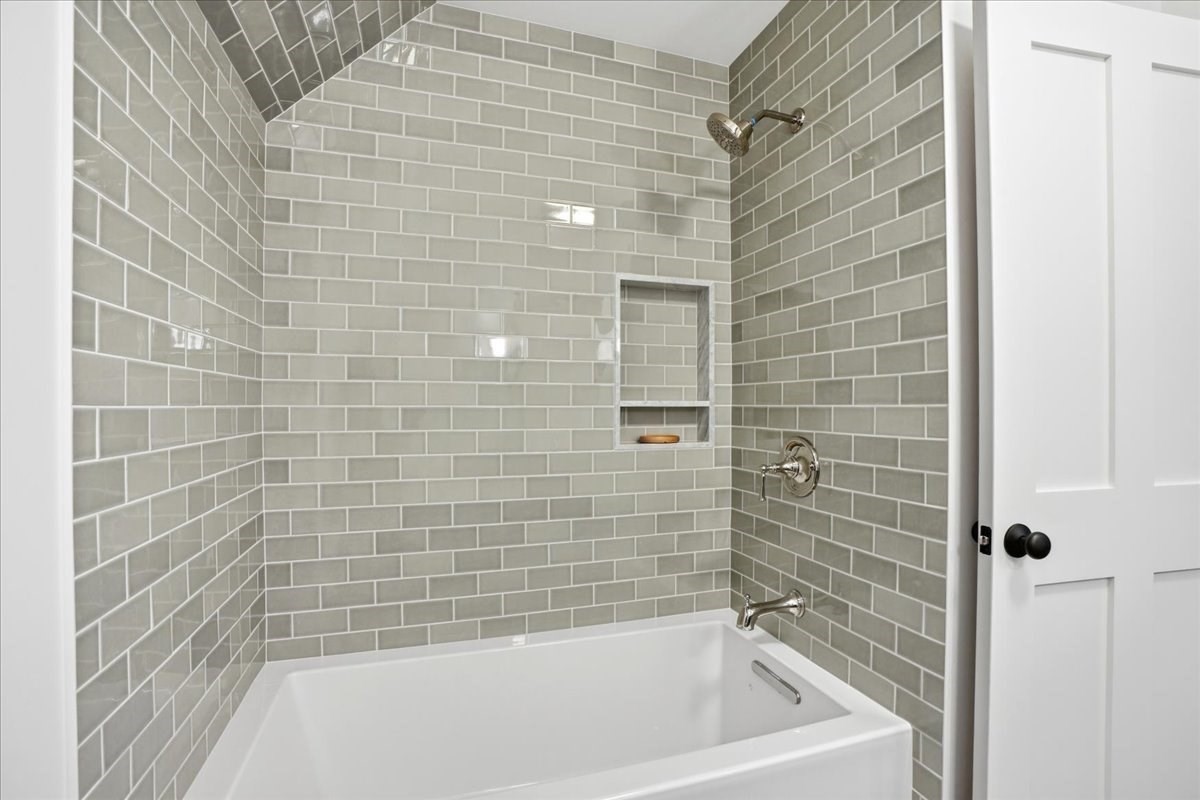 5 Tucker Lane Property Photo 35