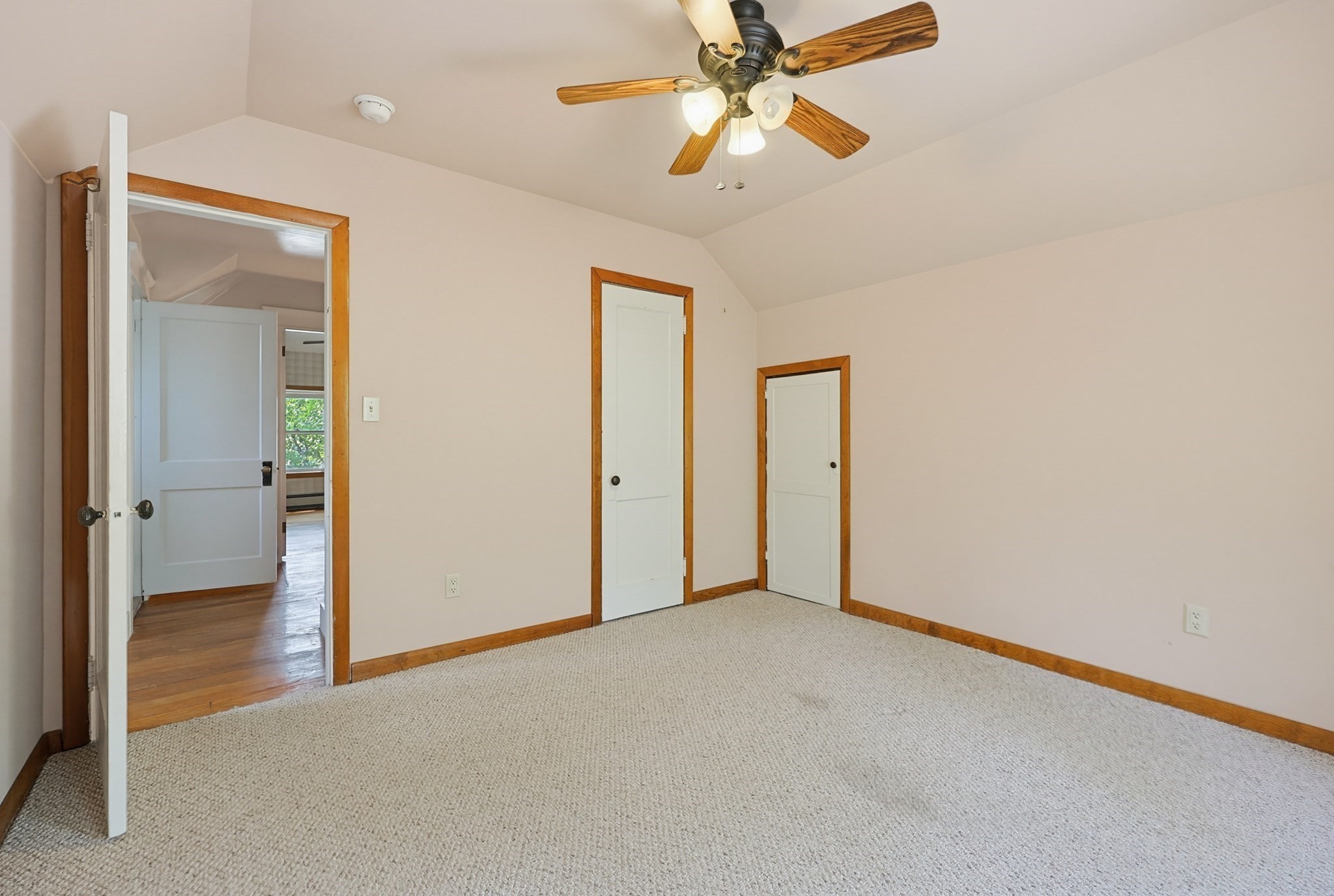 640 Pulaski Blvd Property Photo 30