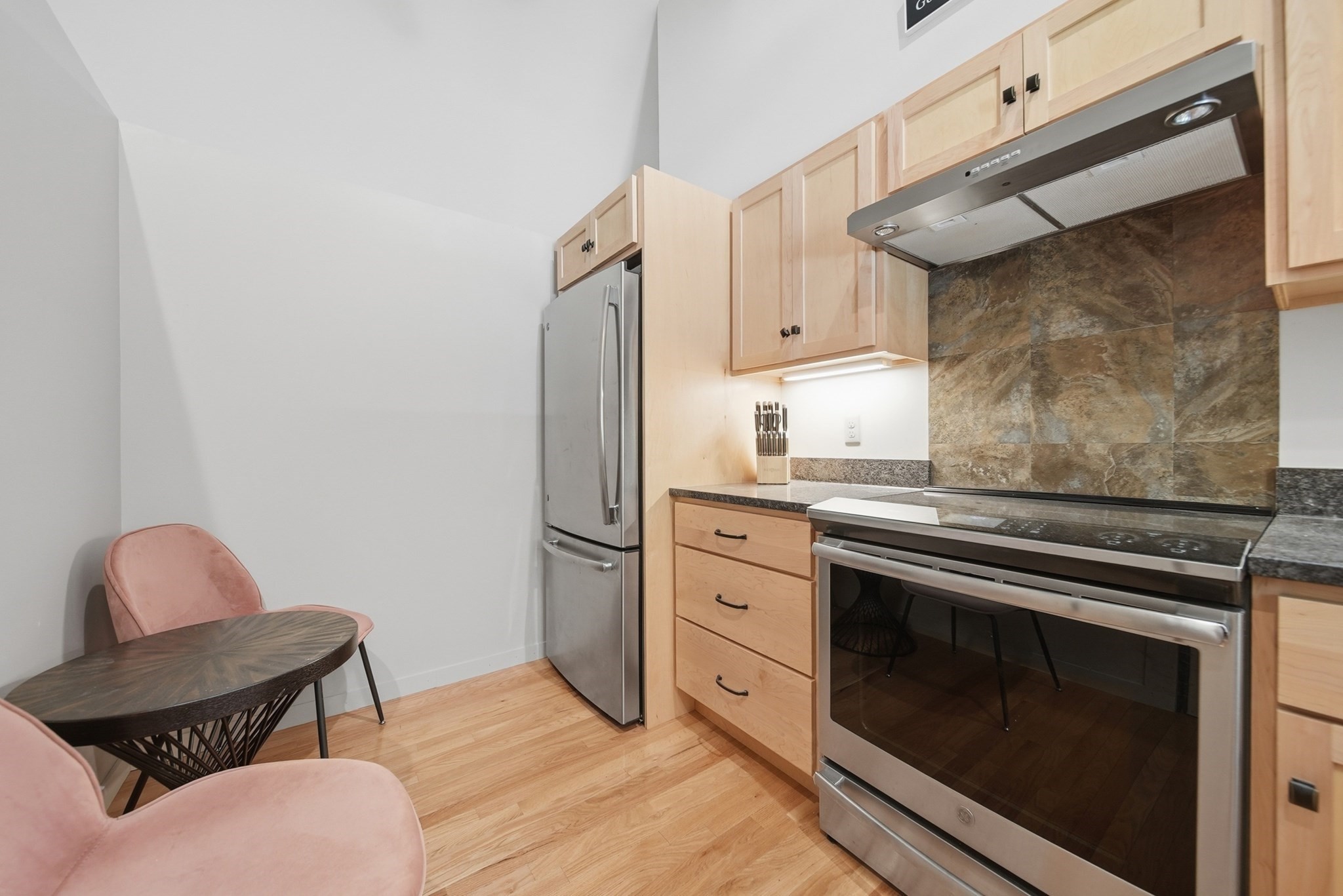1 Rock Forest Drive Property Photo 6