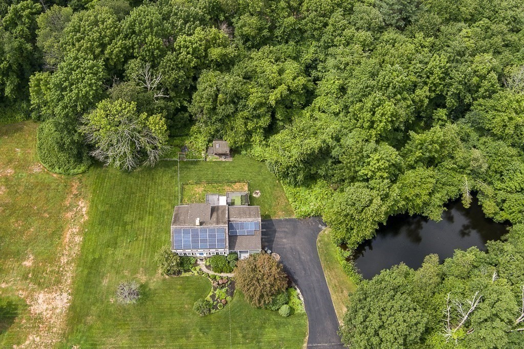 85 Millbury Rd Property Photo 2