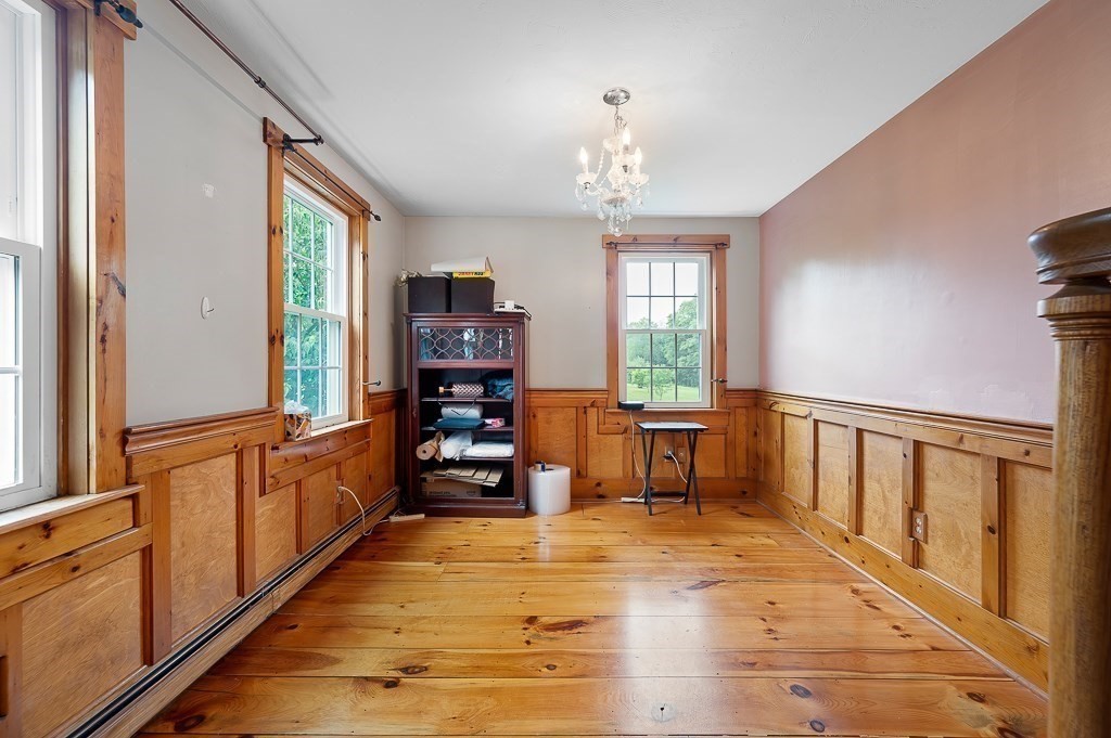 85 Millbury Rd Property Photo 16