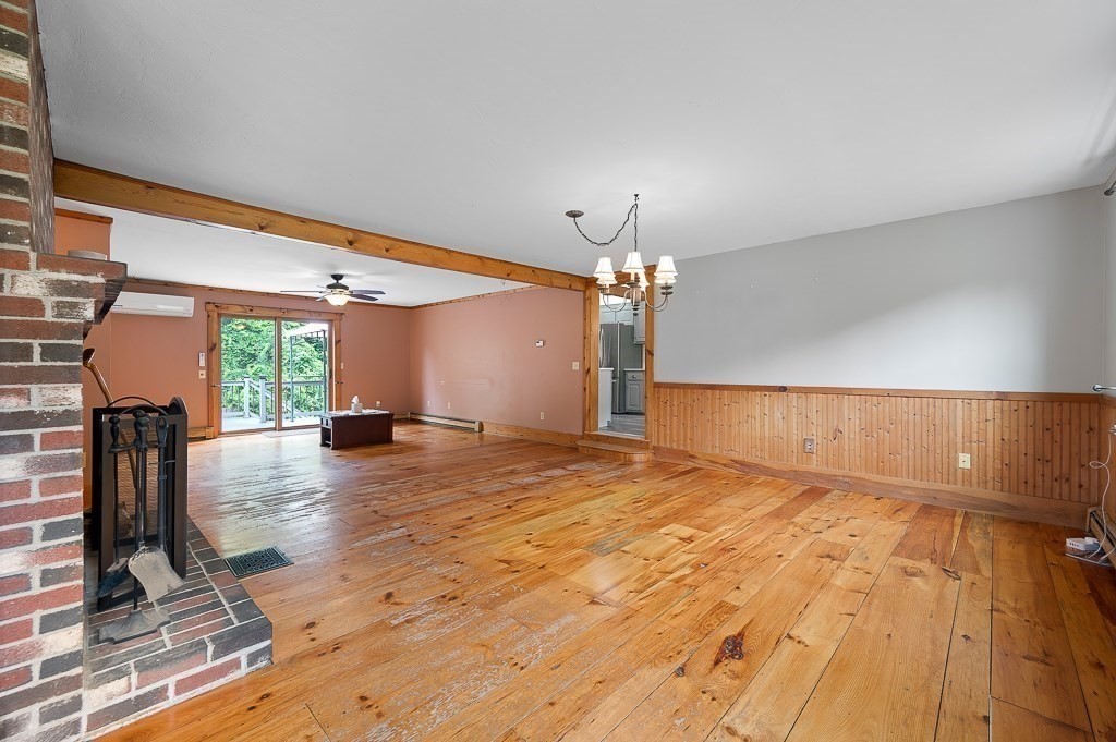 85 Millbury Rd Property Photo 17