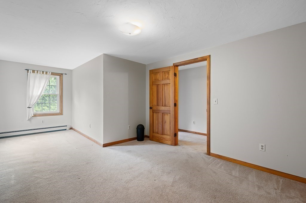 85 Millbury Rd Property Photo 21