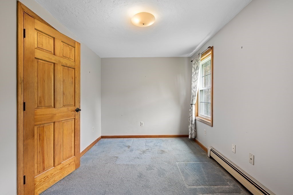 85 Millbury Rd Property Photo 26