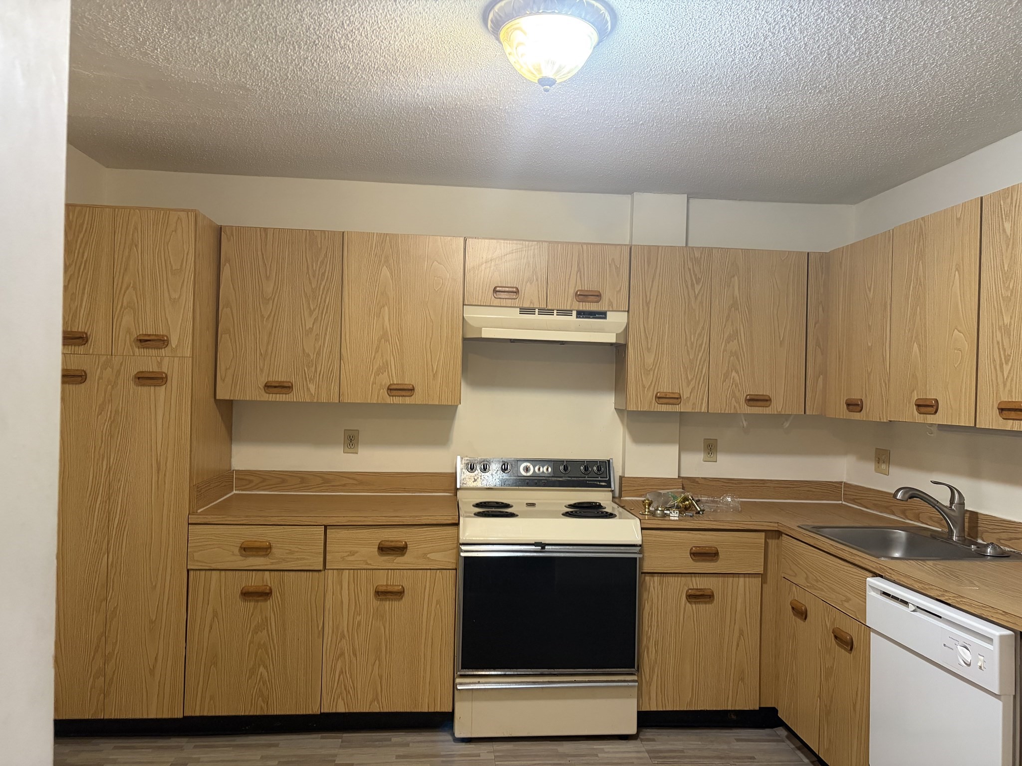 96 Old Colony Avenue # 131 Property Photo 4