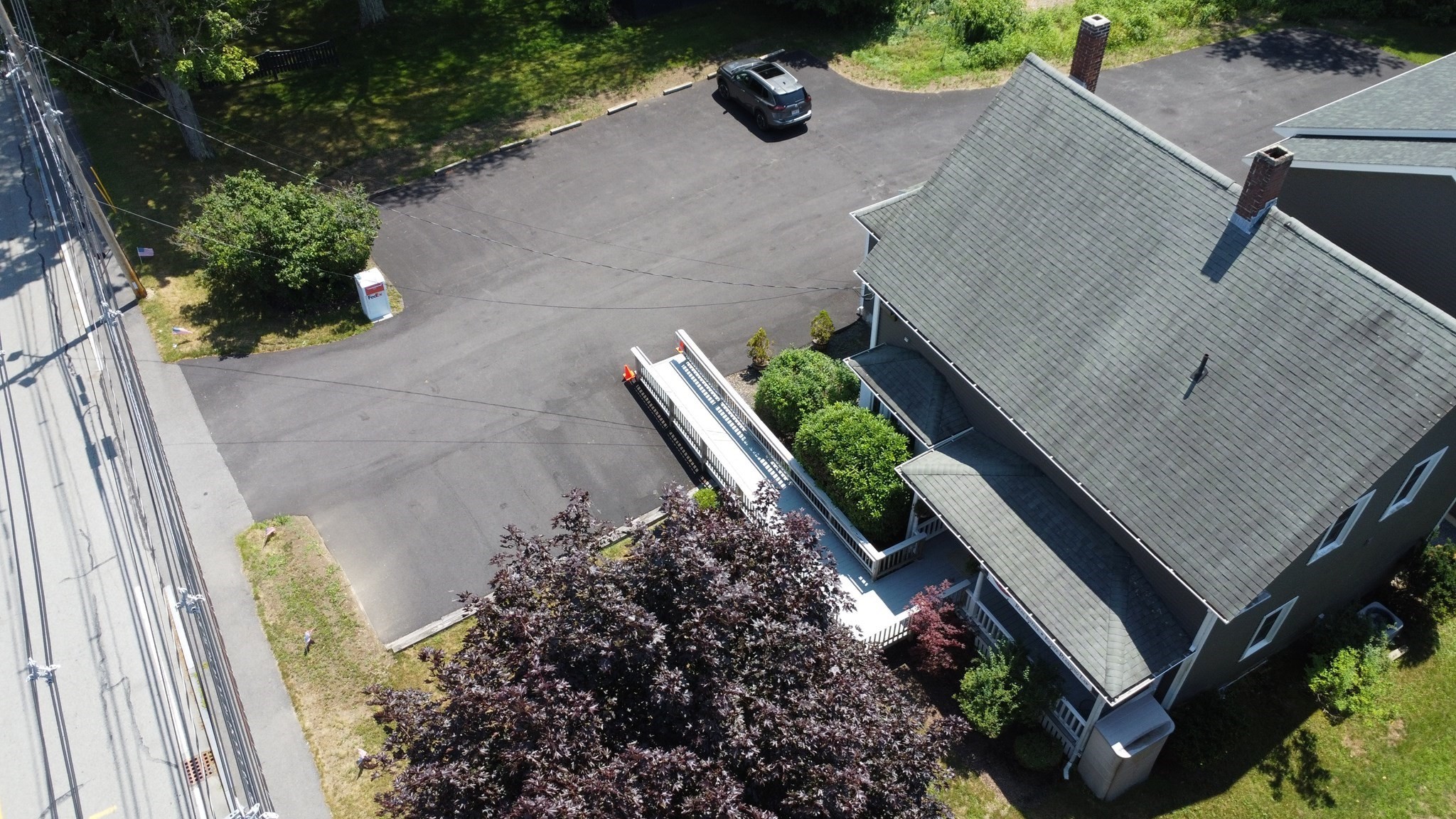 661 South St W Property Photo 3