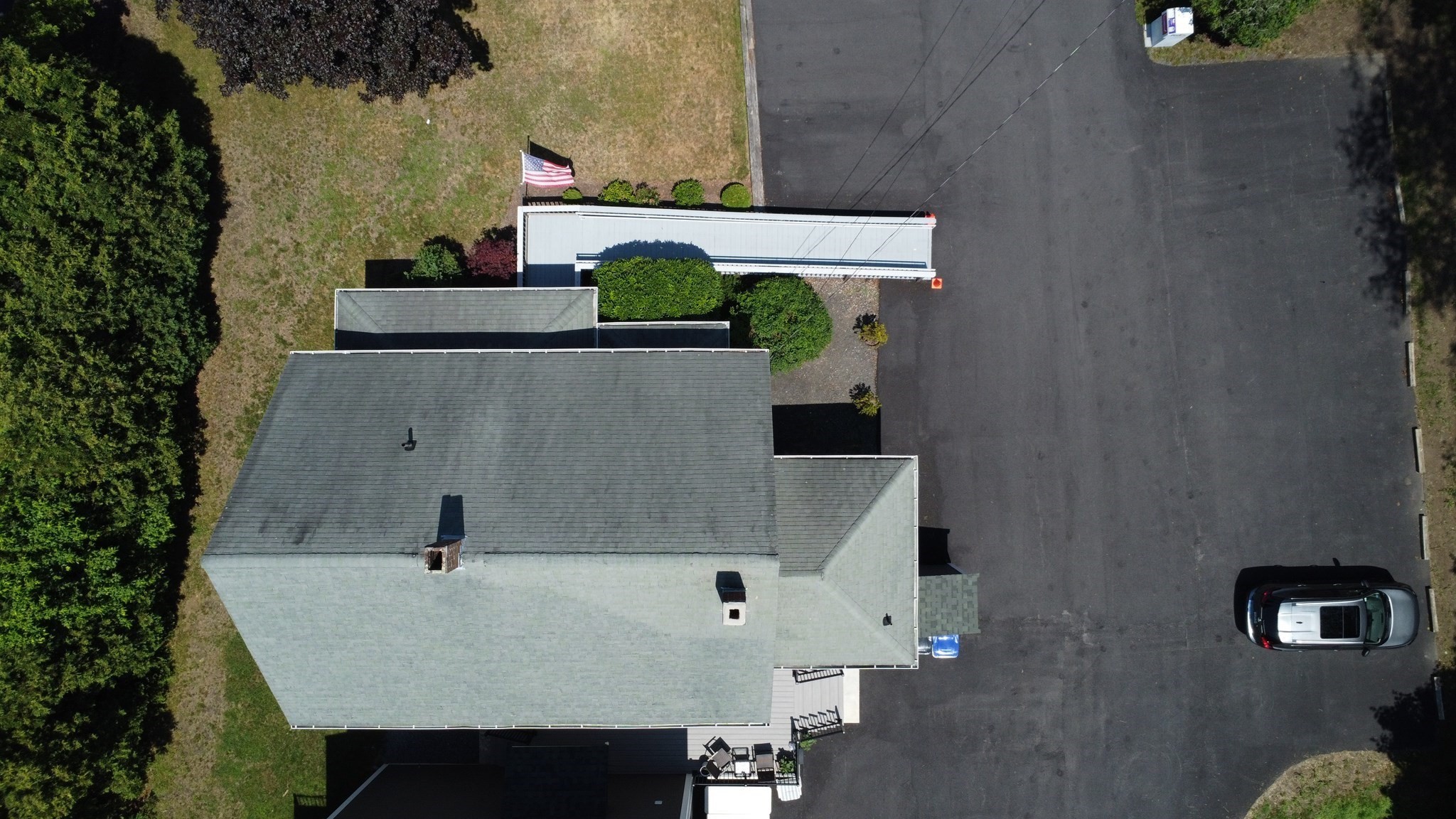 661 South St W Property Photo 4