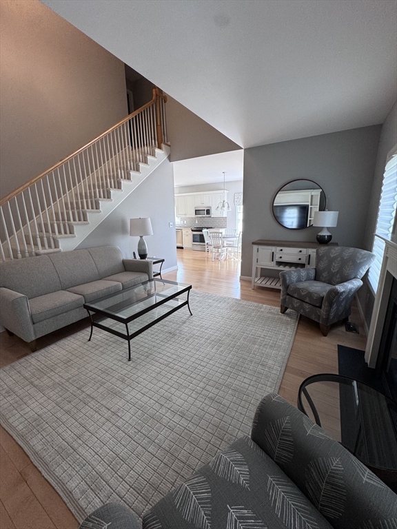 4 Tilbury Rd # 4 Property Photo 6