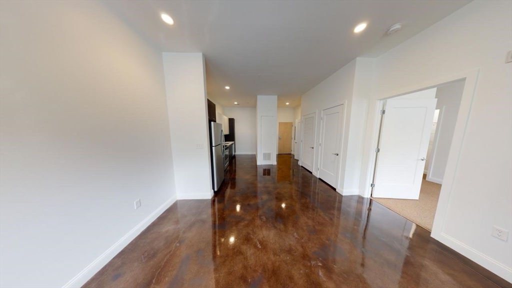 10 Front # 305 Property Photo 8