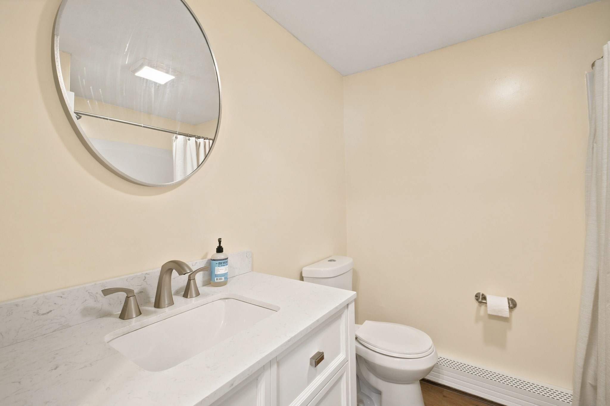 456 North St Property Photo 12