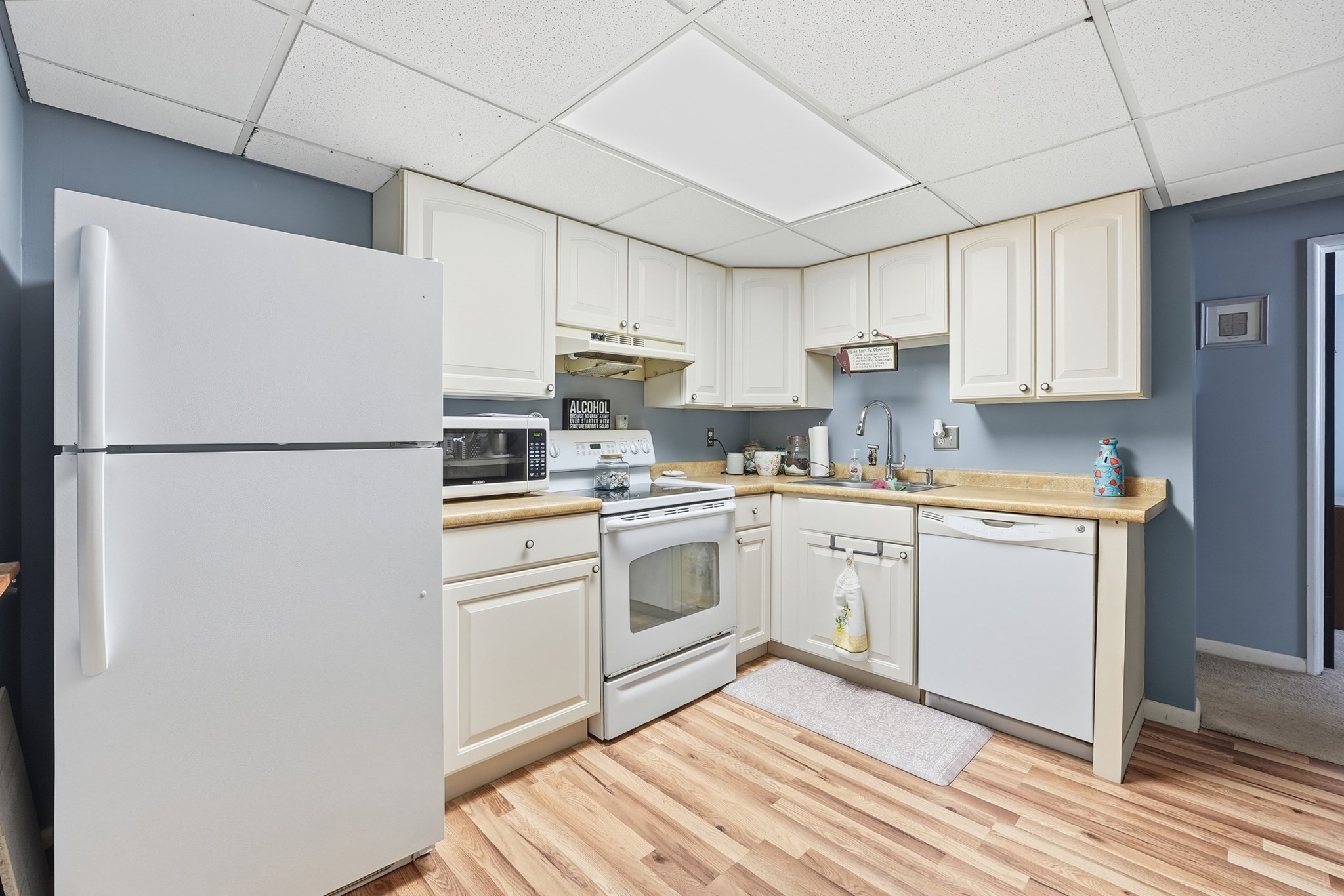 59 School St # B2 Property Photo 12