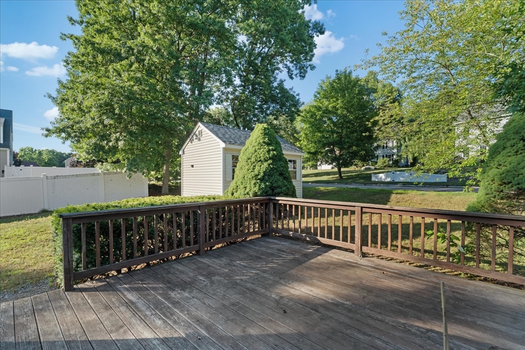 18 Evergreen Rd Property Photo 20