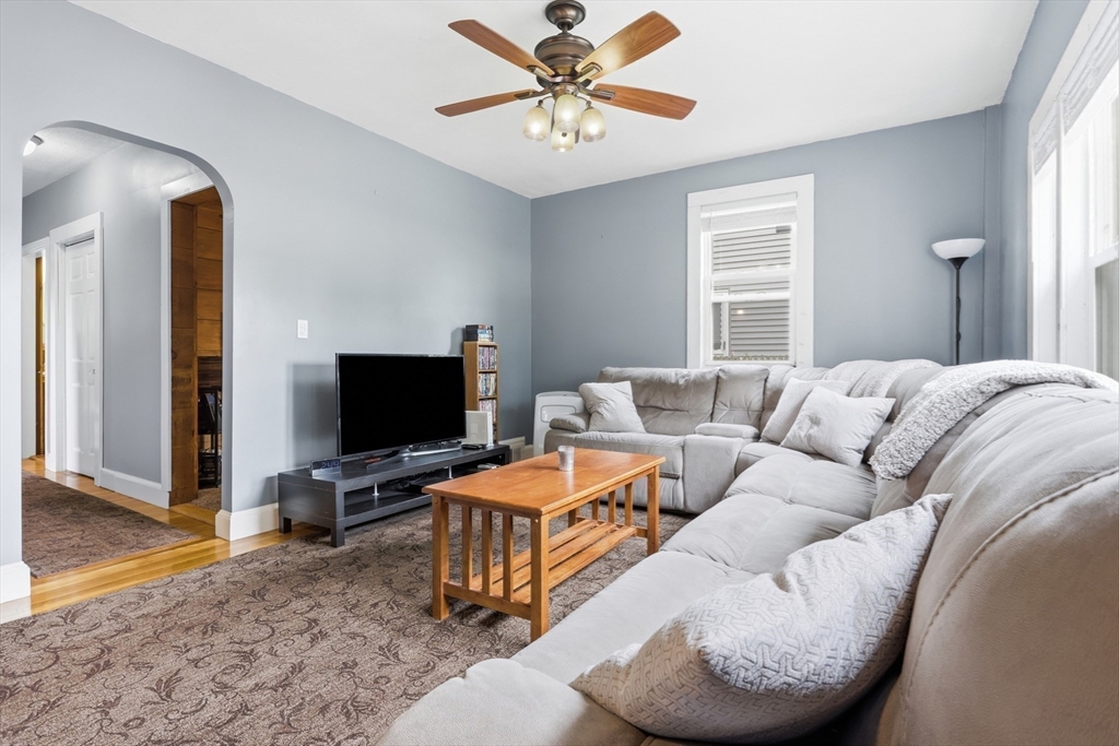 2 Cashman Rd Property Photo 5