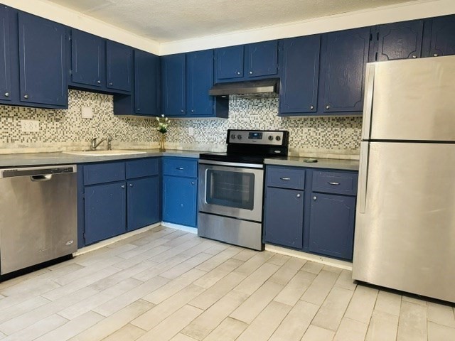 53 Swanson Court # 16c Property Photo 5
