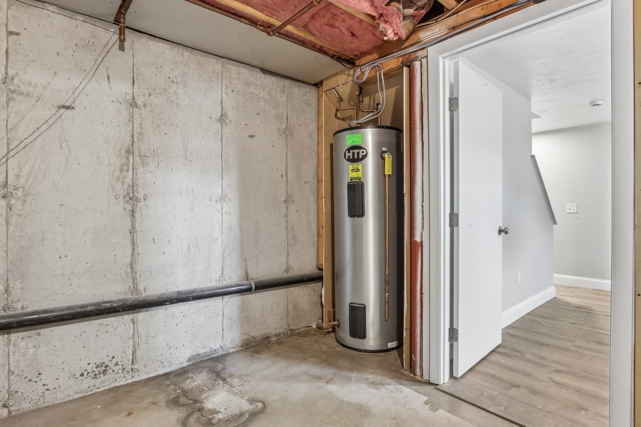 24a Boylston Street Property Photo 23