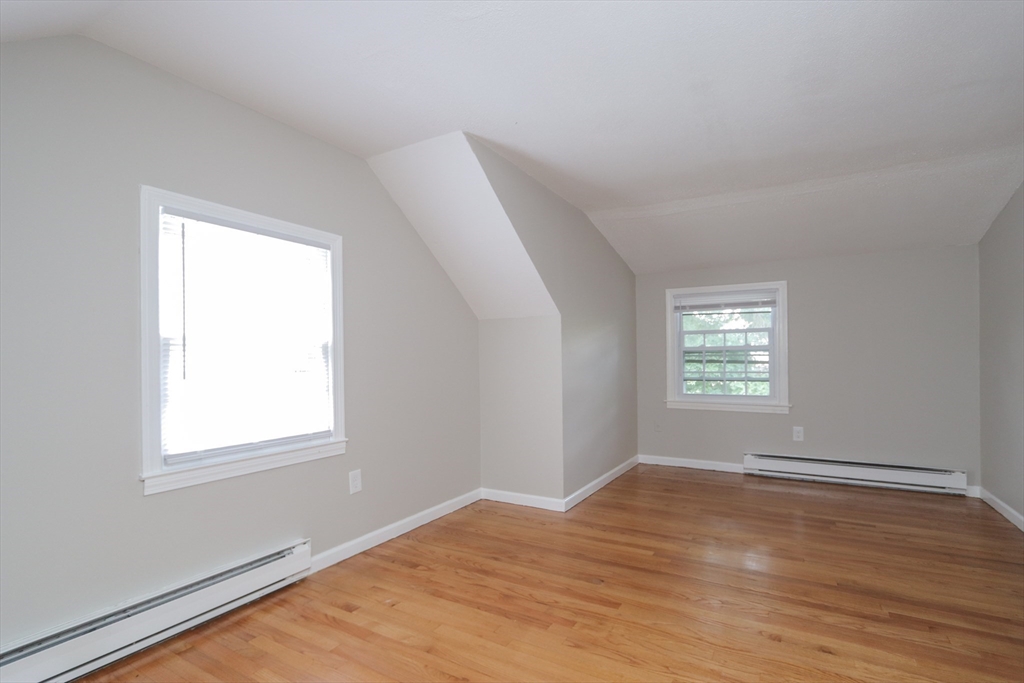 83 Newhall St Property Photo 16