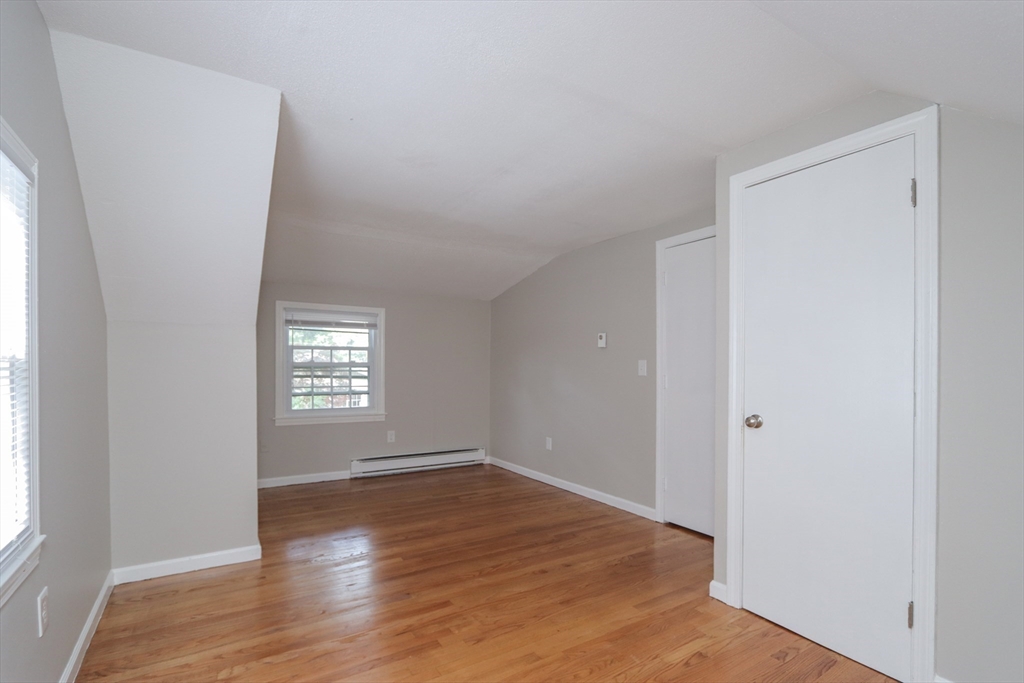 83 Newhall St Property Photo 19