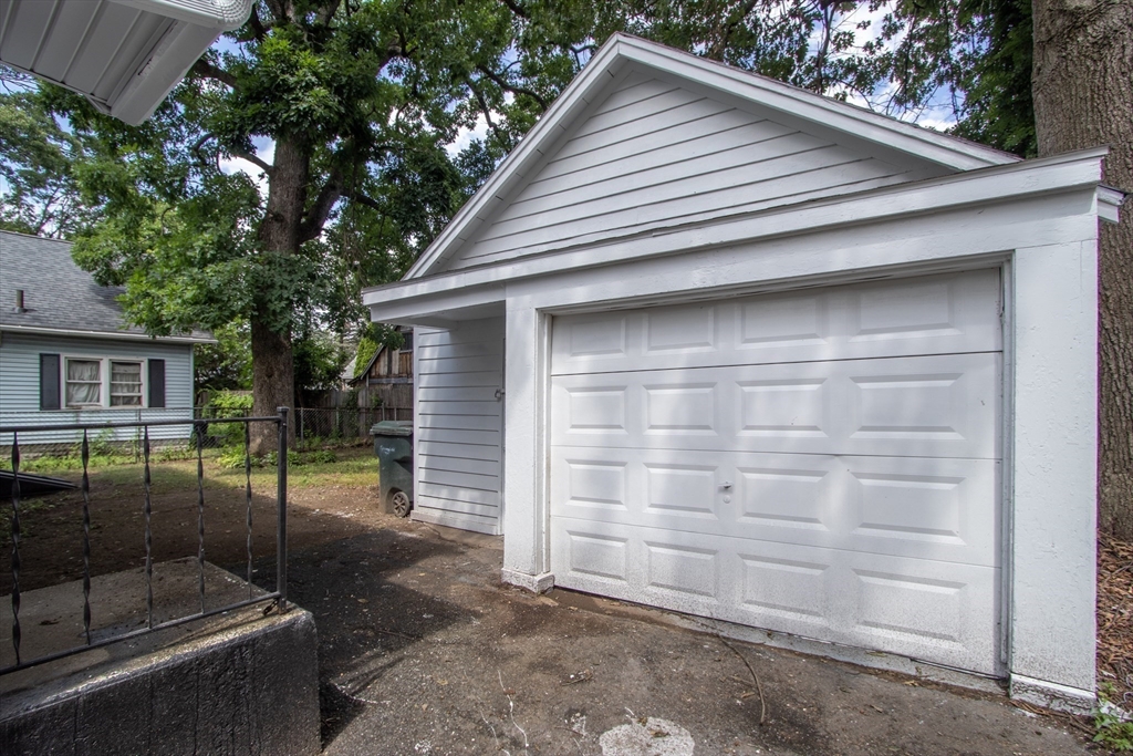 83 Newhall St Property Photo 23