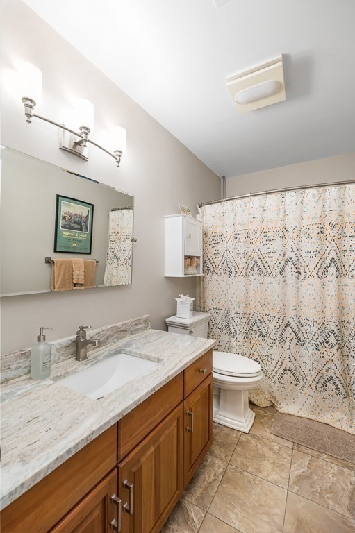 65 E Main St # 3 Property Photo 24