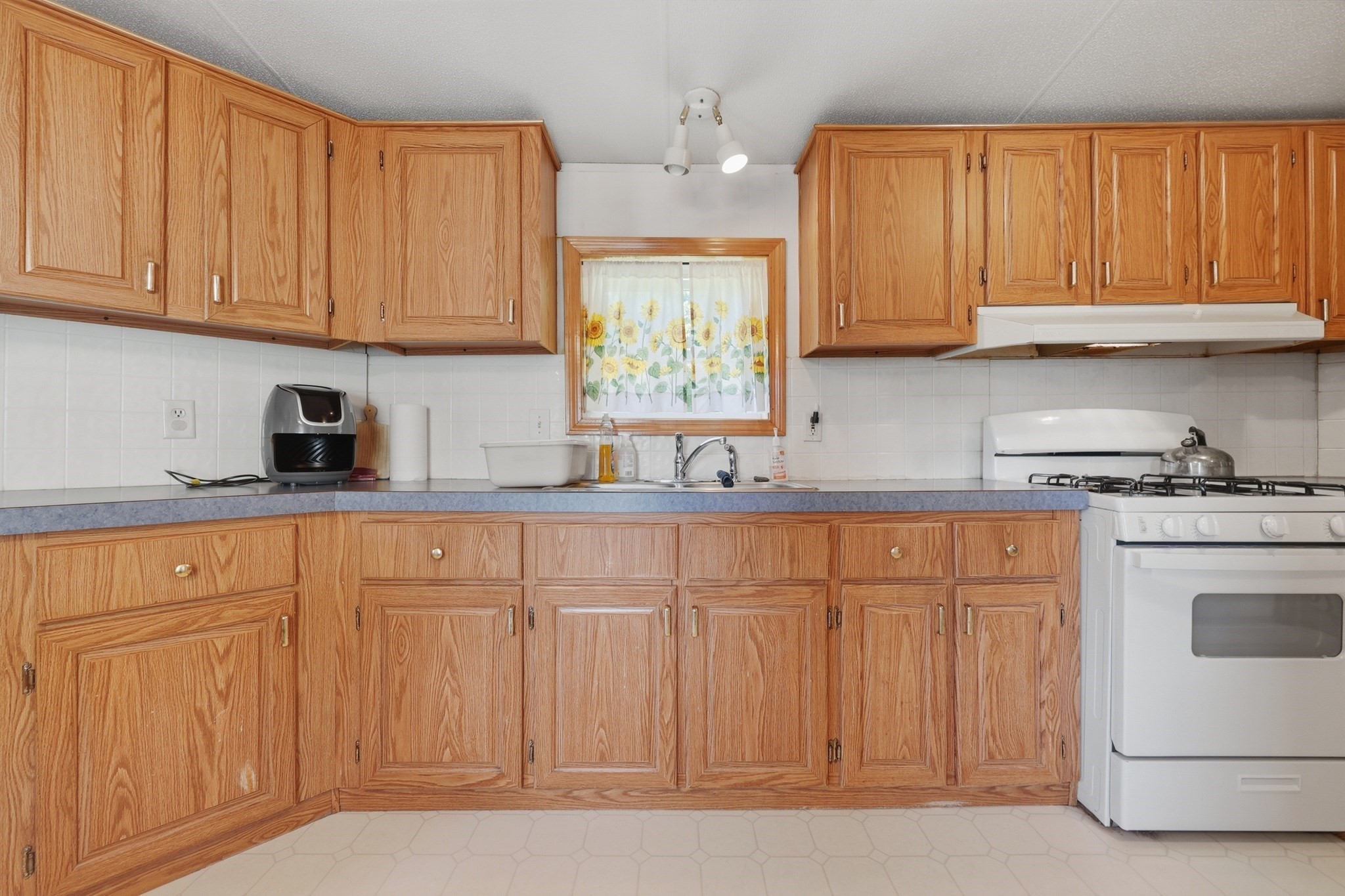 83 Clark Road # 22 Property Photo 11