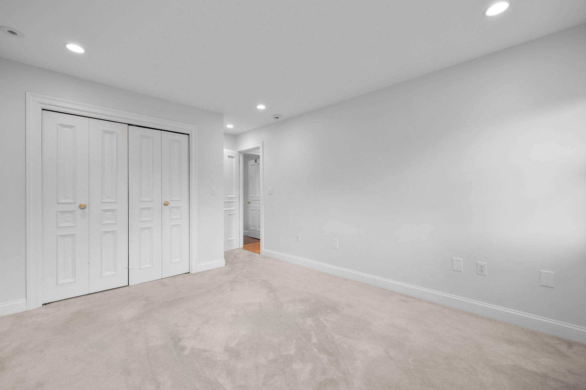 241 Ridge St Property Photo 21
