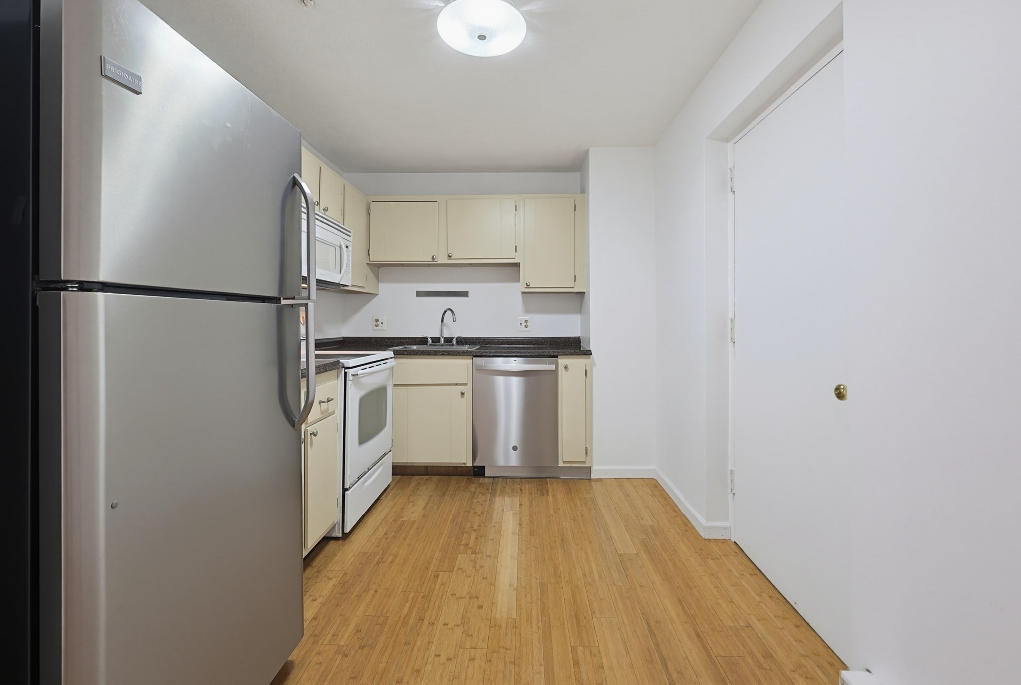 65 Milliken Ave # 3 Property Photo 5