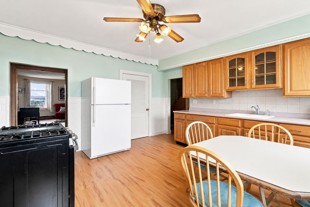 191 Webster Property Photo 26