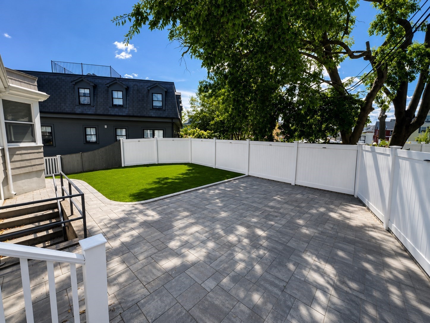 16 Lingard # 2 Property Photo 11