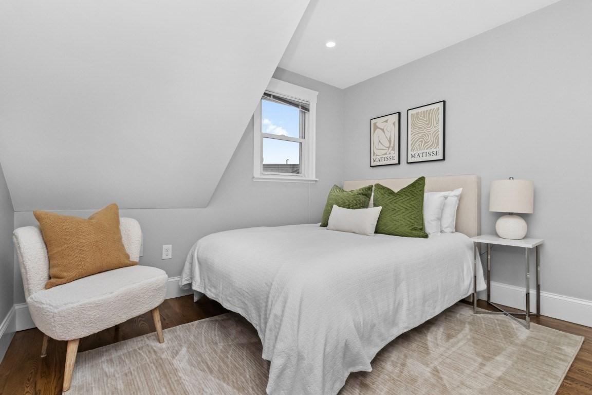 16 Lingard # 2 Property Photo 17