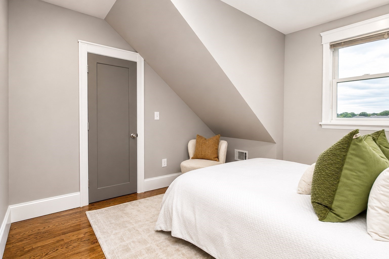 16 Lingard # 2 Property Photo 18
