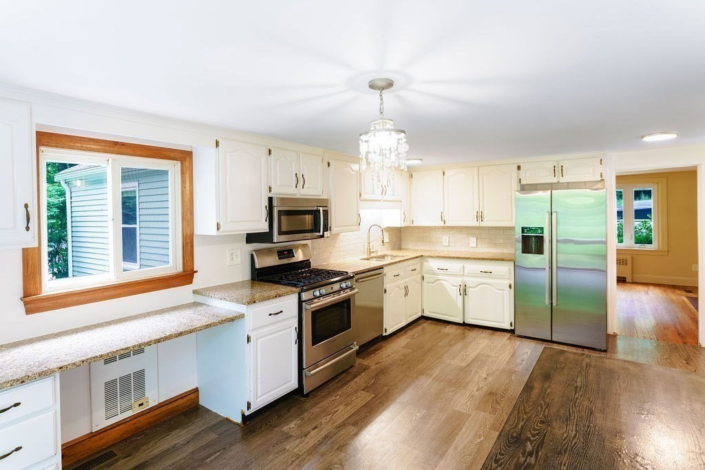 1083 Edgell Rd Property Photo 8