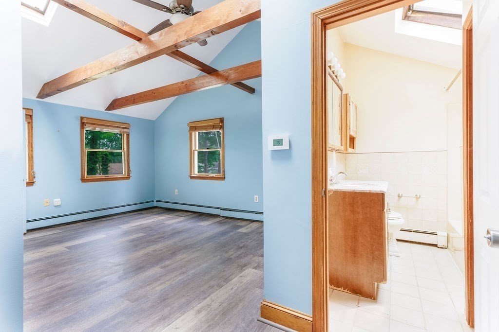 1083 Edgell Rd Property Photo 13