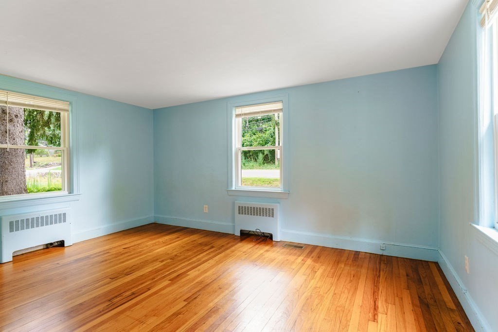 1083 Edgell Rd Property Photo 16