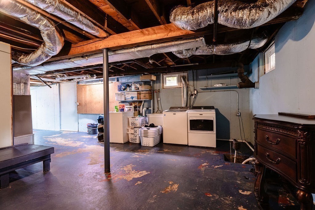1083 Edgell Rd Property Photo 22